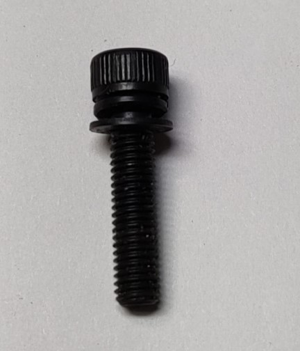 ECHO CS-370 90016205022 Screw, 5 X 22 (USED)